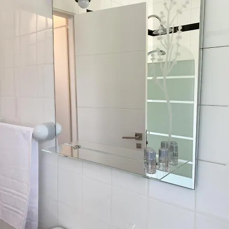 Hotel Avelina 2*