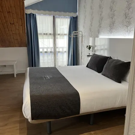 Avelina Hotel Onís