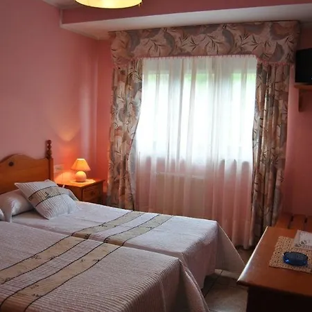 Avelina Hotel 2*